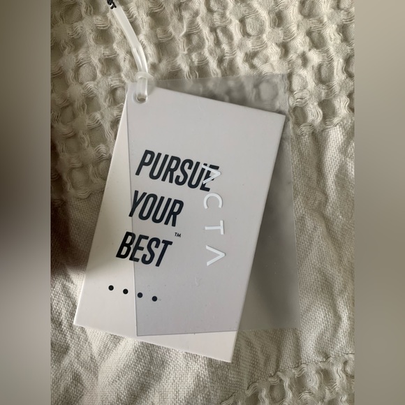 NWT ACTA Sports Bra - Picture 6 of 6